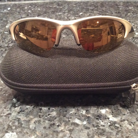 OAKLEY SUNGLASSES - Picture 1 of 3
