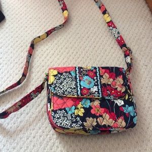 BRAND NEW- with tags! Supercute Vera Bradley purse