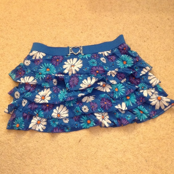 Skirt - Picture 1 of 3