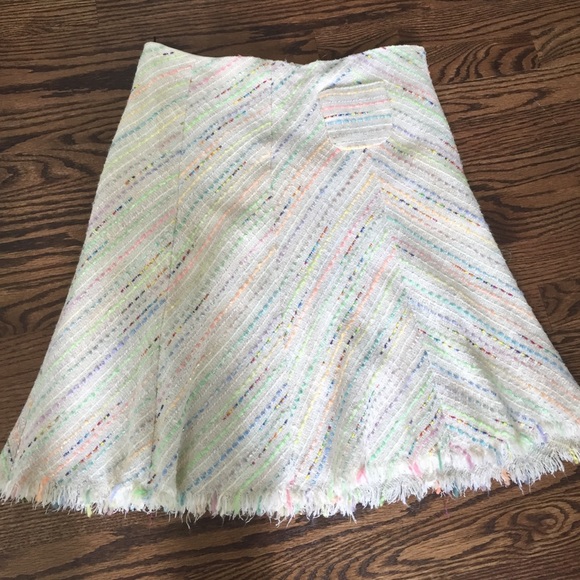 Trina Turk Sz 6 rainbow tweed fringe skirt
