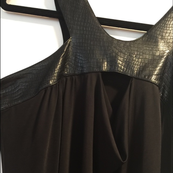 Dress or top - Picture 2 of 2