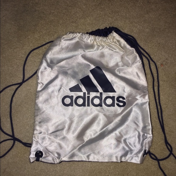 SOLD!! Adidas drawstring bag - Picture 2 of 3