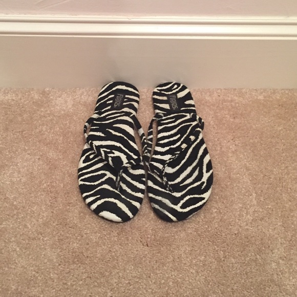 Zebra Flip Flops - Picture 1 of 1