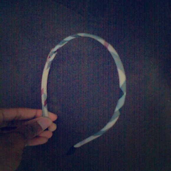 Authentic Brand new Burberry thin head band