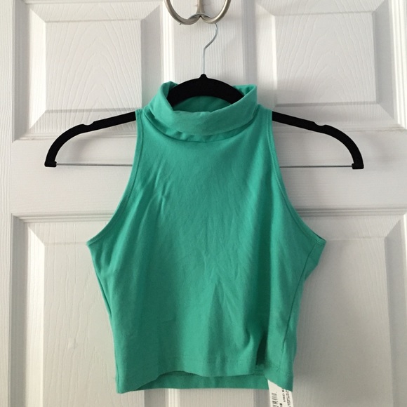 *NEW* AA Turtleneck Crop Top