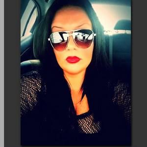 Meet your Posher, Daniella marie