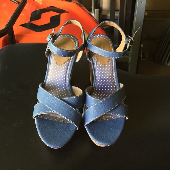 Bongo high heels