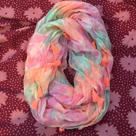 AMERICAN EAGLE  feather tassel infinity scarf
