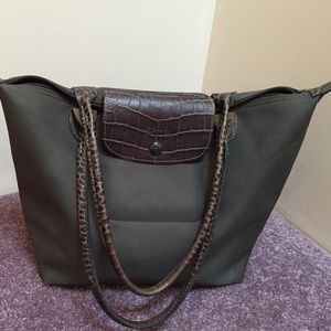 Longchamp Le Pliage Medium Shoulder Tote