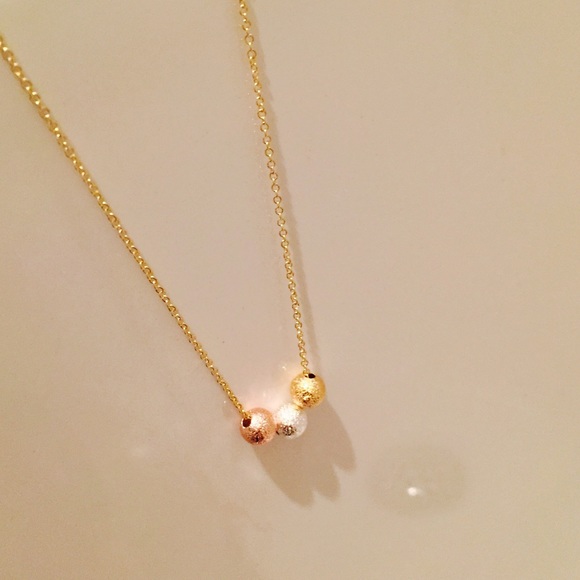 Tri-Color Bead Necklace - Picture 3 of 4