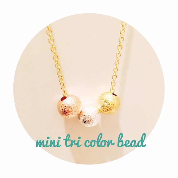 Tri-Color Bead Necklace