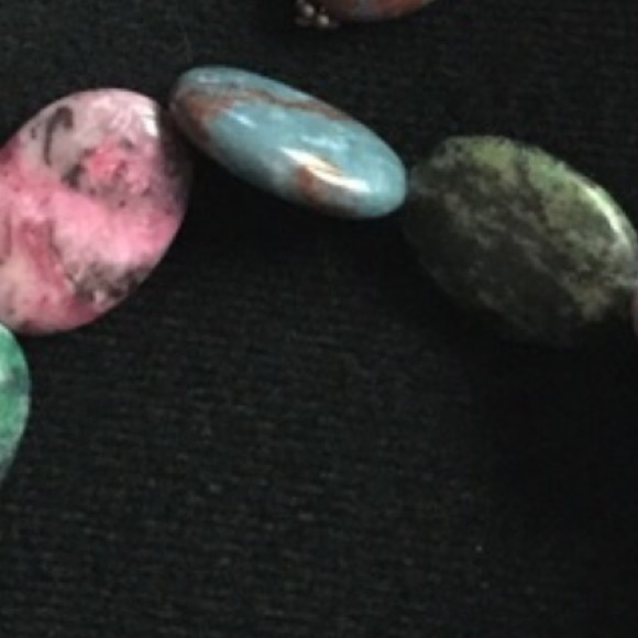 🖐🏽Handmade Semi-Precious Stone Bracelet - Picture 4 of 6