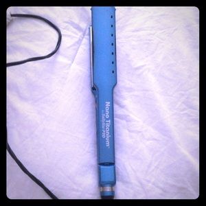 Babyliss flat iron