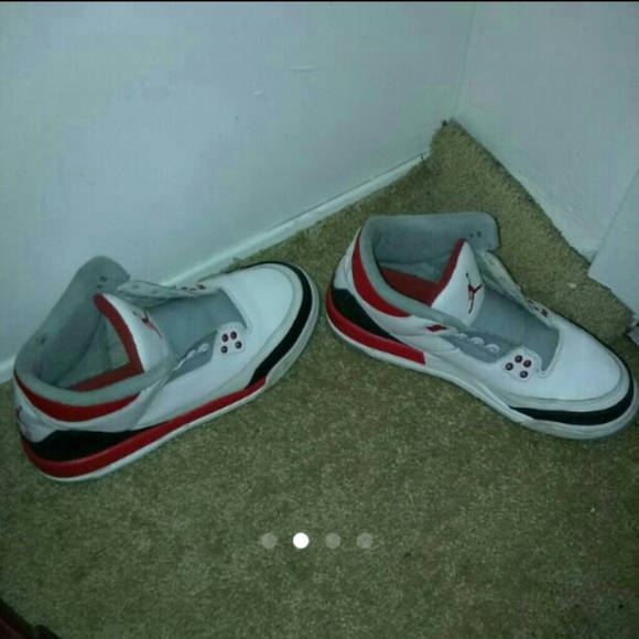 Jordan 3 - Picture 2 of 4