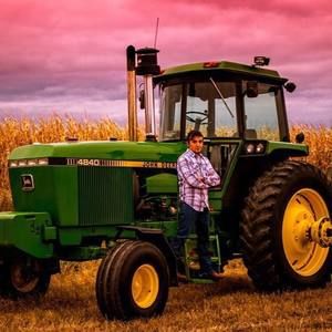 Meet your Posher, Taylor