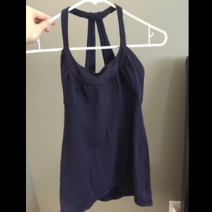 Lululemon top