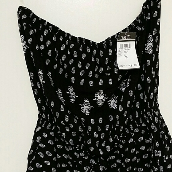 Romper - Picture 2 of 3