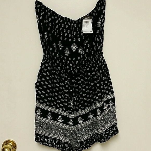 Romper - Picture 3 of 3