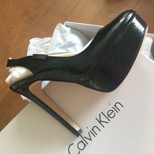 NIB Calvin Klein Black Heels 7.5
