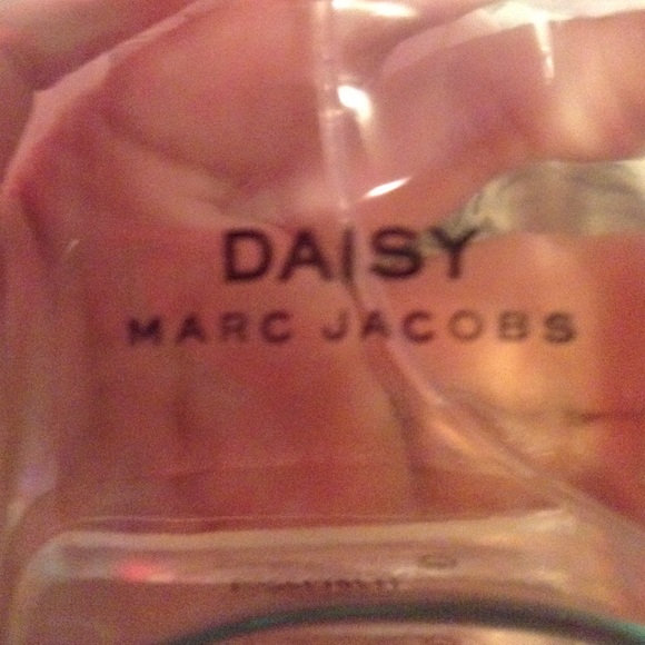 Perfume - Picture 2 of 2