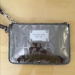 Michael Kors wrislet