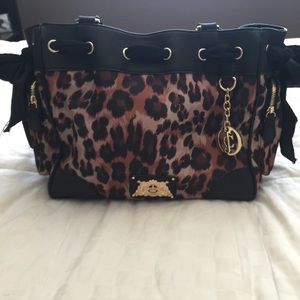 Juicy Couture Leopard Daydreamer