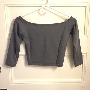 BRAND new grey Hollister crop top