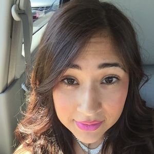 Meet your Posher, Noemi