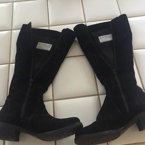 La Canadienne Waterproof boots.