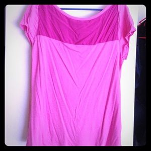 Cute pink top w/ exposed zipper!!