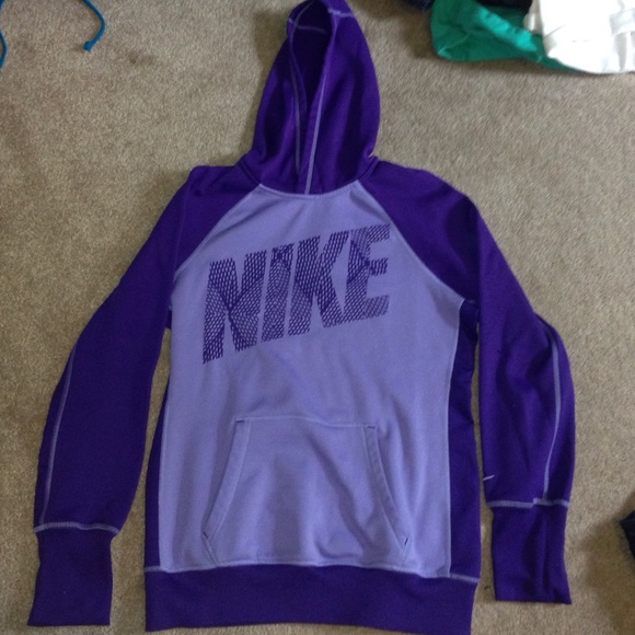 Nike sweatshirt
