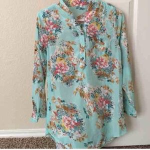 Chiffon floral blouse