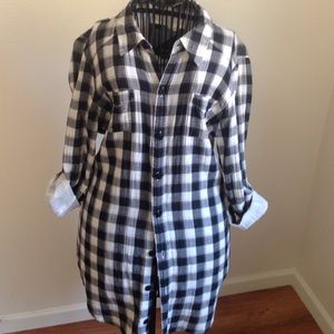 Volcom flannel shirt. Size M.