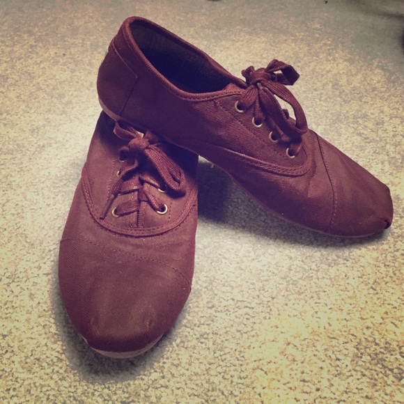 Tom's women's sneakers