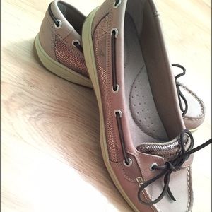 Beautifully New Sperrys !