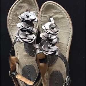 Merona flower sandals