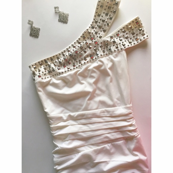 Small White Party Dress