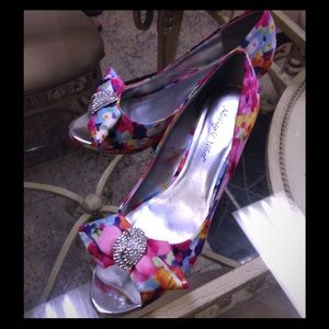 Floral print heels