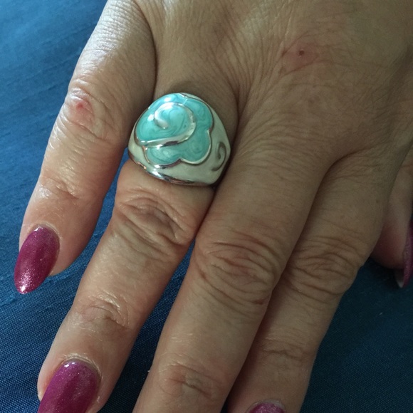 🌀SALE🌀Sterling silver Ring - Picture 2 of 3