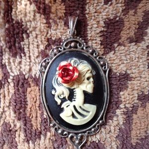 Cameo Skelton pendant