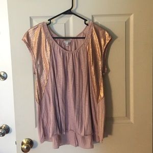 Fun sparkly high low shirt