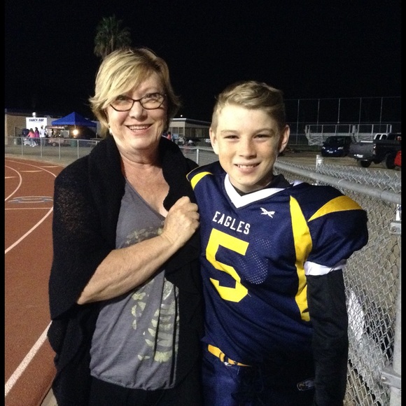 Meet your Posher, Cynthia - Picture 2 of 6