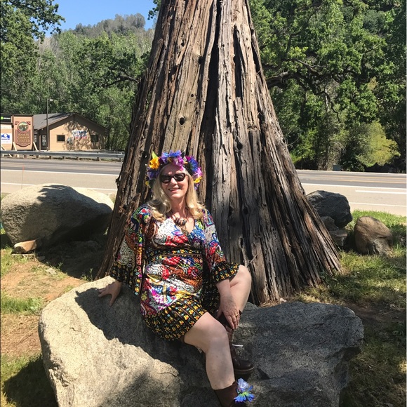 Meet your Posher, Cynthia - Picture 5 of 6