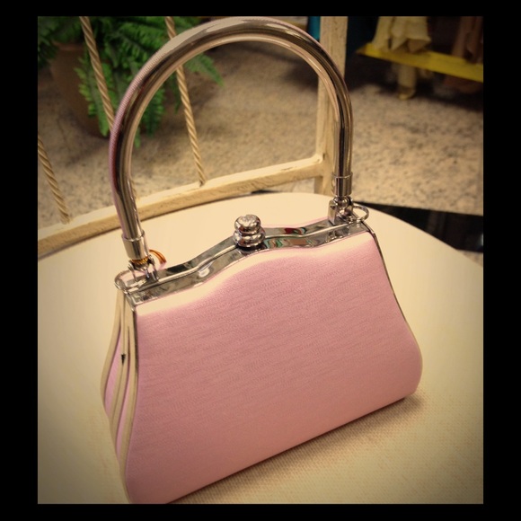 Retro blush metal clutch