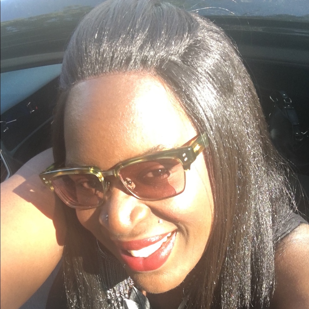 Meet your Posher, Prestina