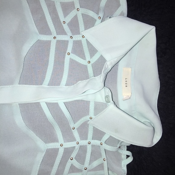 Top - Picture 2 of 2