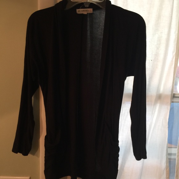 🚫TRADED🚫 Black Cardigan