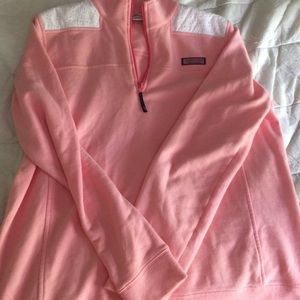 Vineyard vines sweatshirt