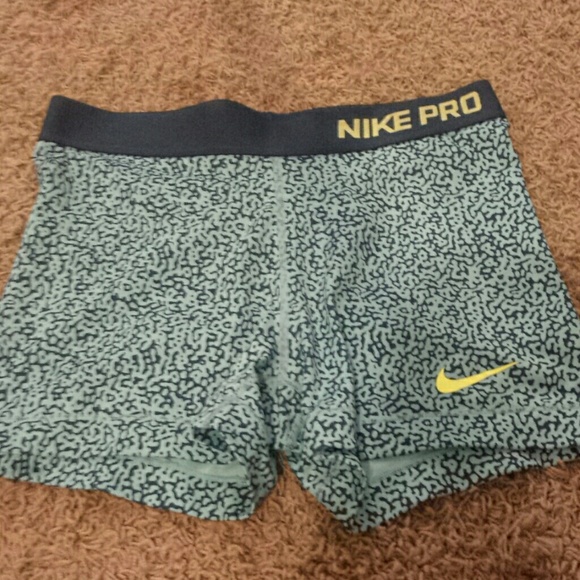 Nike pros