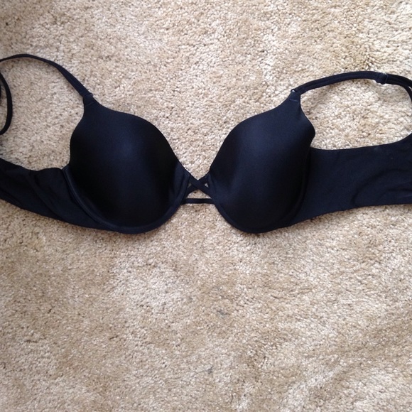 Black Victoria's Secret bra 34C